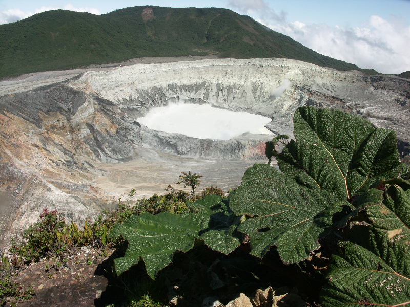 Costa Rica_Der Vulkan Poas