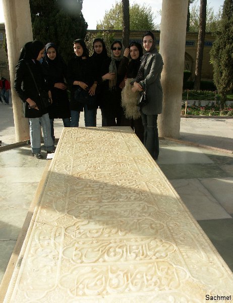 Schiraz - Mausoleum des Dichters Hafiz
