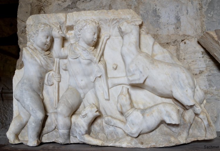 Split - Archäologisches Museum - Sarkophag (Fragment, Salona)