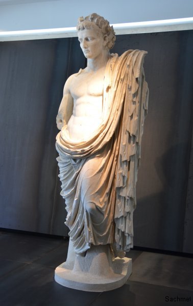 Zadar - Archäologisches Museum - Augustus-Statue aus Nin